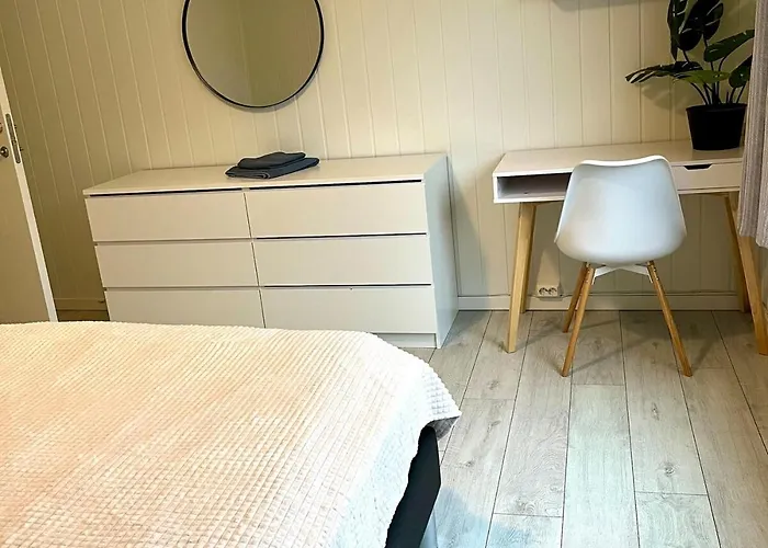 Apartment In The Heart Of *